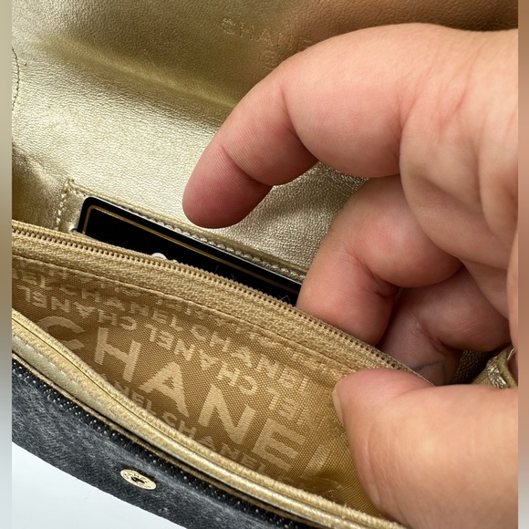 CHANEL Rare Denim CC Wallet on unbranded chain - Picture 7 of 13